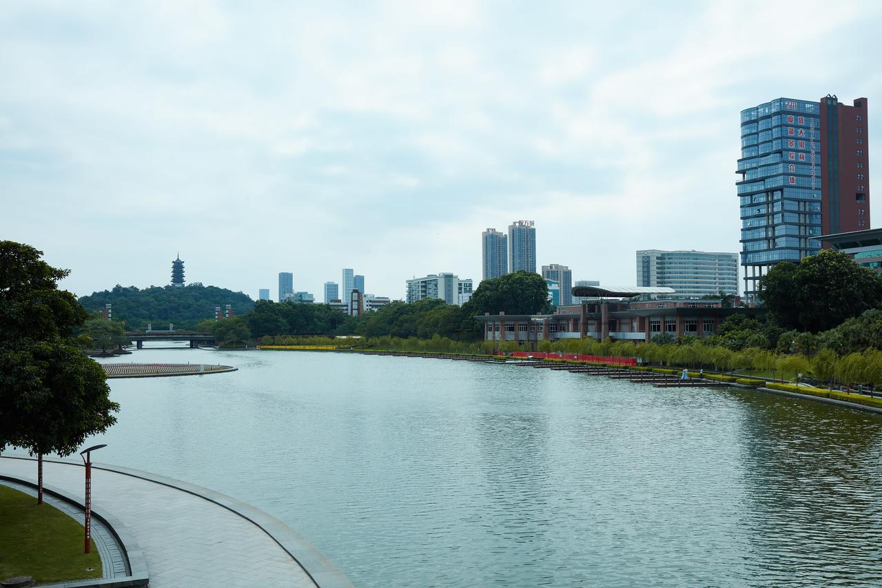 The Thousand Lantern Lake Hotel Foshan Exterior photo