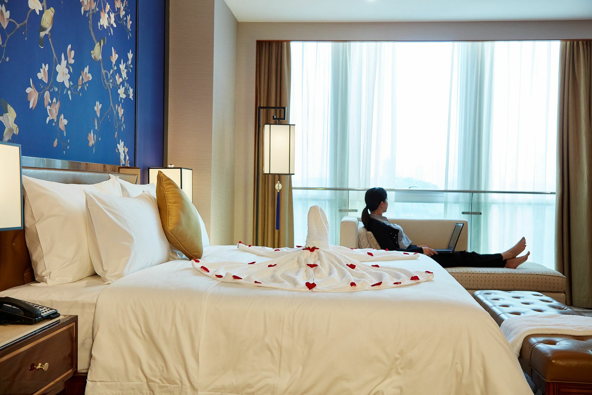 The Thousand Lantern Lake Hotel Foshan Exterior photo