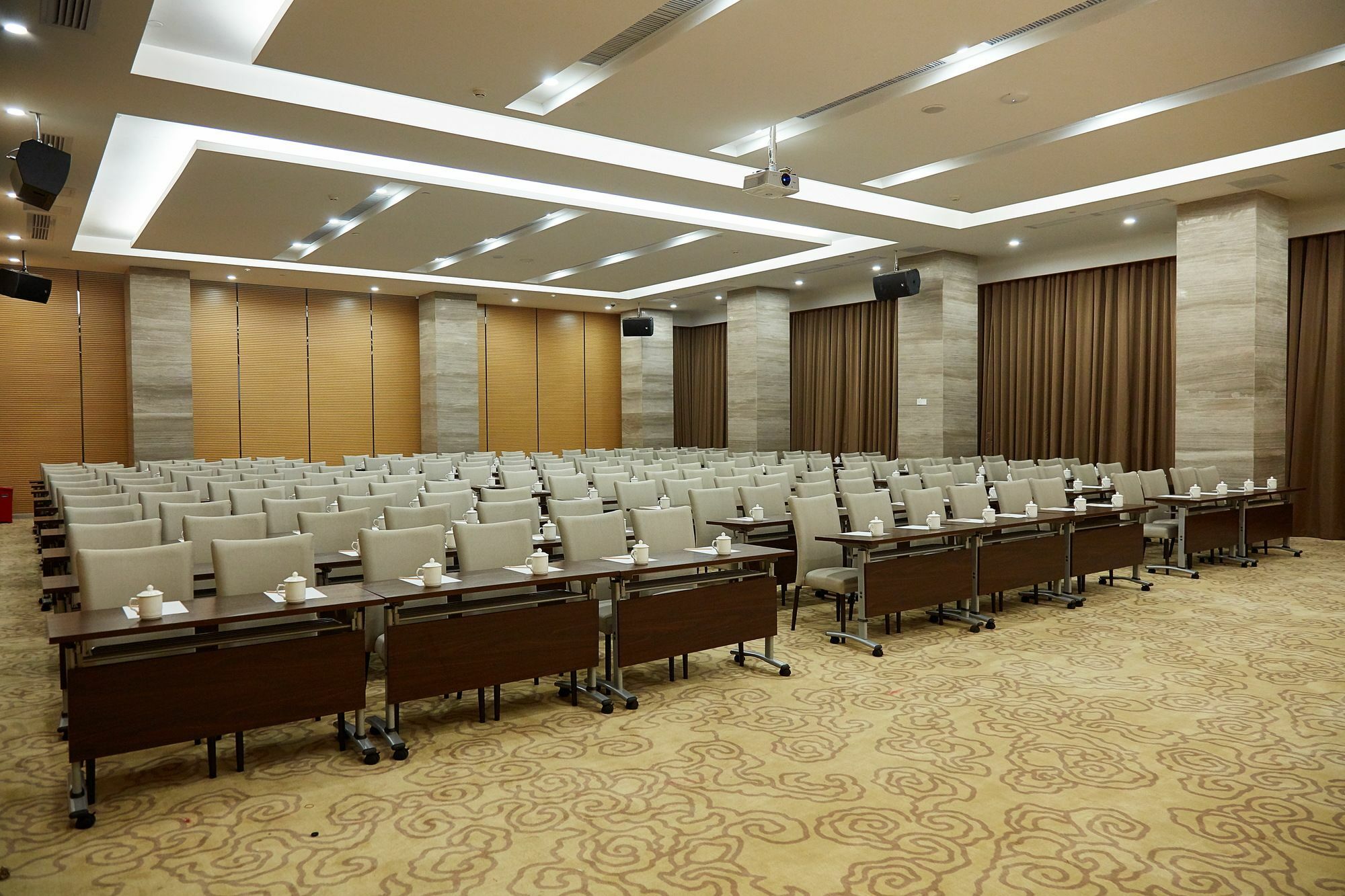 The Thousand Lantern Lake Hotel Foshan Exterior photo