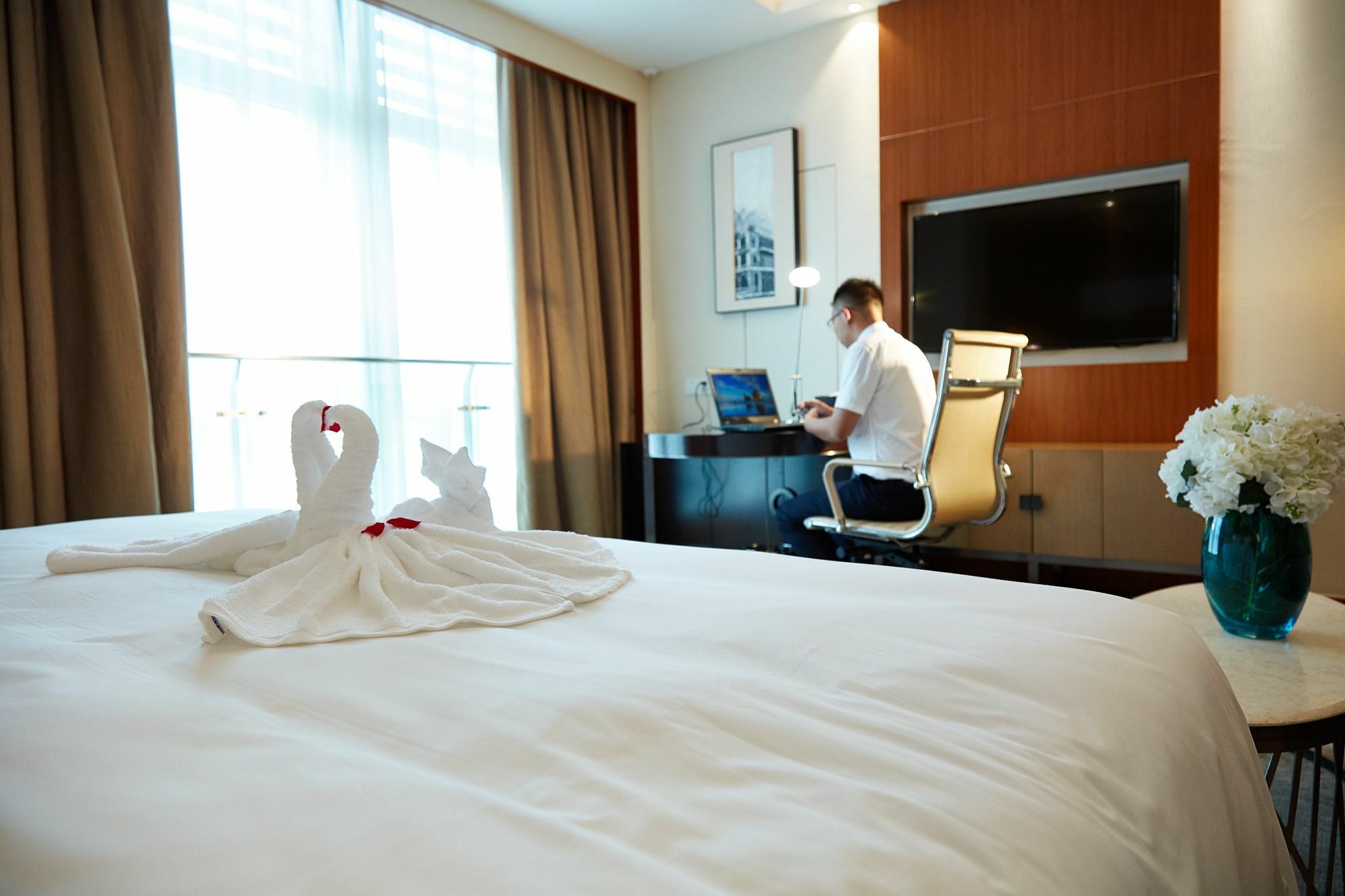 The Thousand Lantern Lake Hotel Foshan Exterior photo